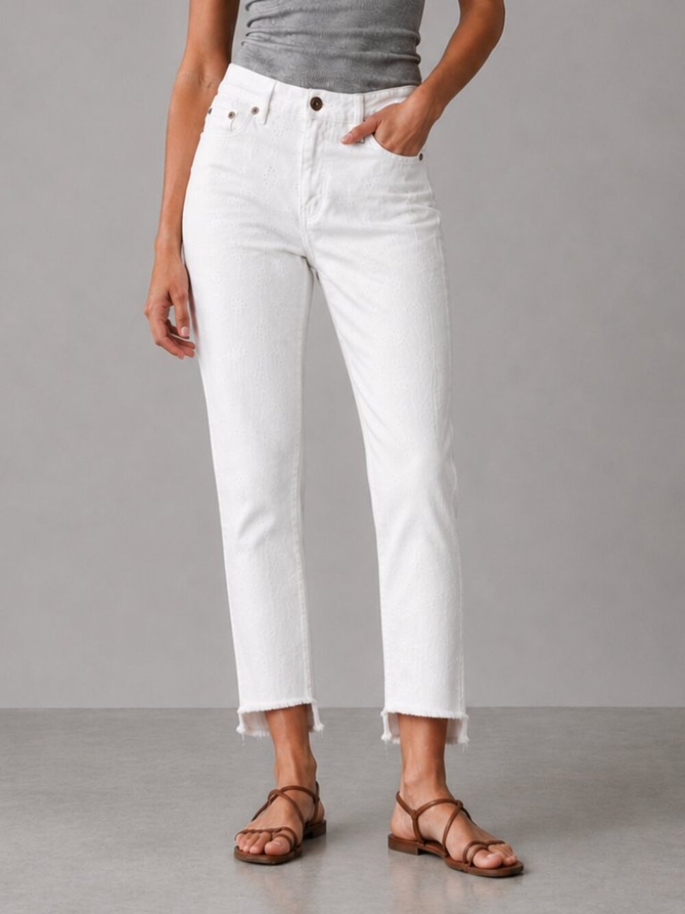 ABERCROMBIE & FITCH Signature Collection High Rise Embroidered White Jean RawHem